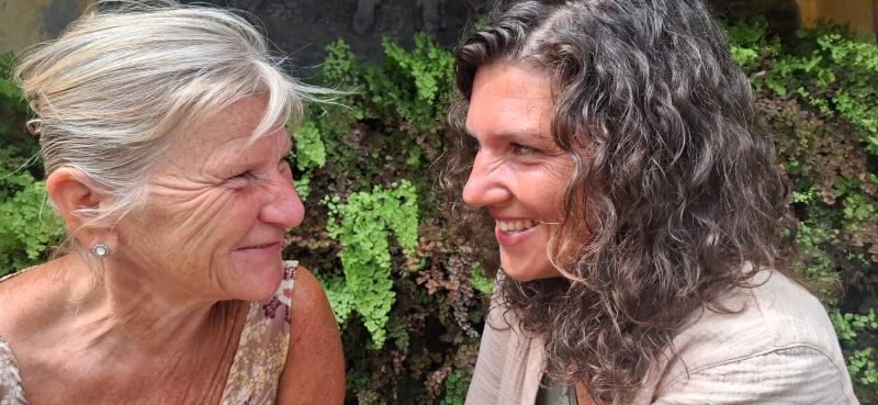 MuT    -    Mutter und Tochter